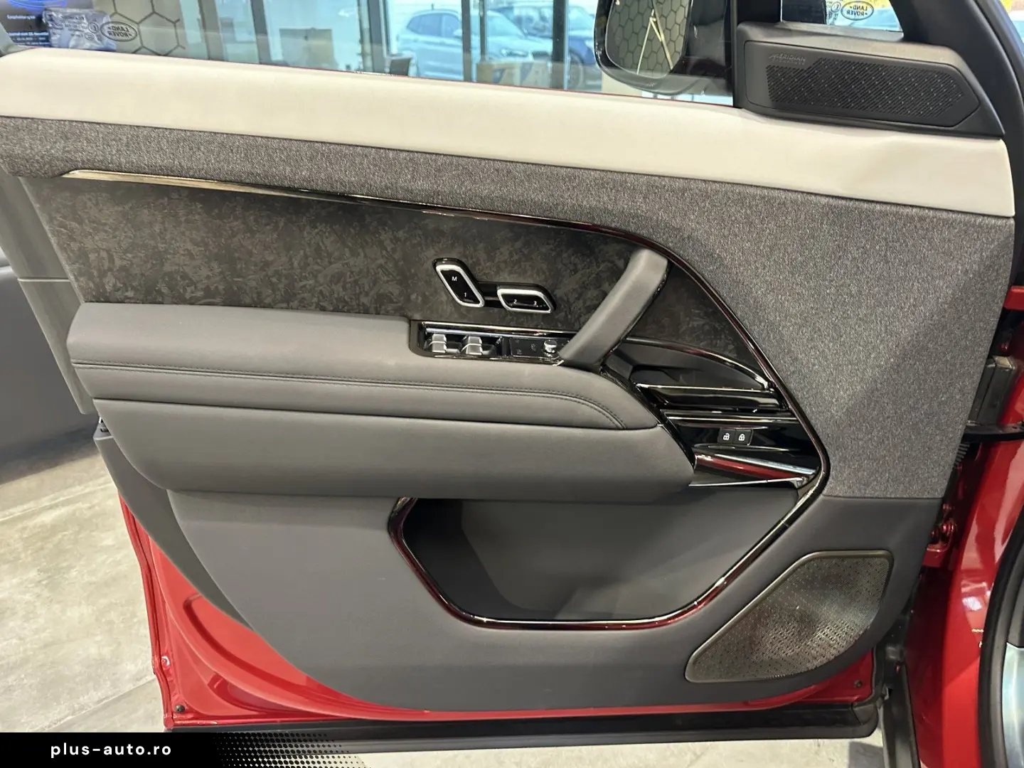 LAND ROVER Range Rover Sport P530 4.4 V8  First Edition