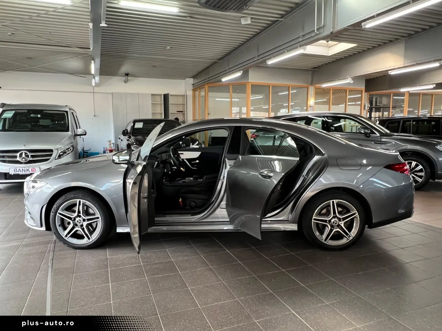 MERCEDES-BENZ CLA 250 e Coupe AMG LINE Business KeyGO PARK