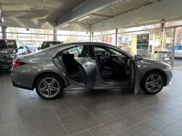 MERCEDES-BENZ CLA 250 e Coupe AMG LINE Business KeyGO PARK