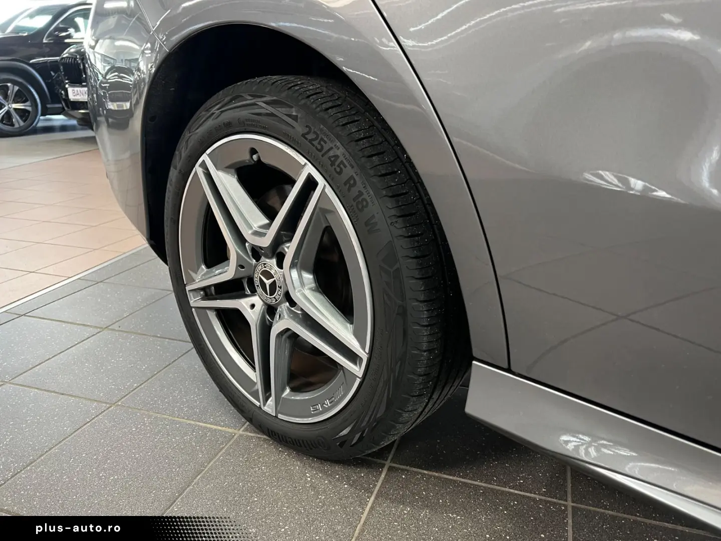 MERCEDES-BENZ CLA 250 e Coupe AMG LINE Business KeyGO PARK