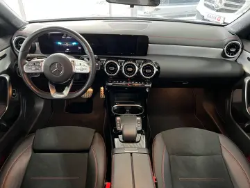 MERCEDES-BENZ CLA 250 e Coupe AMG LINE Business KeyGO PARK