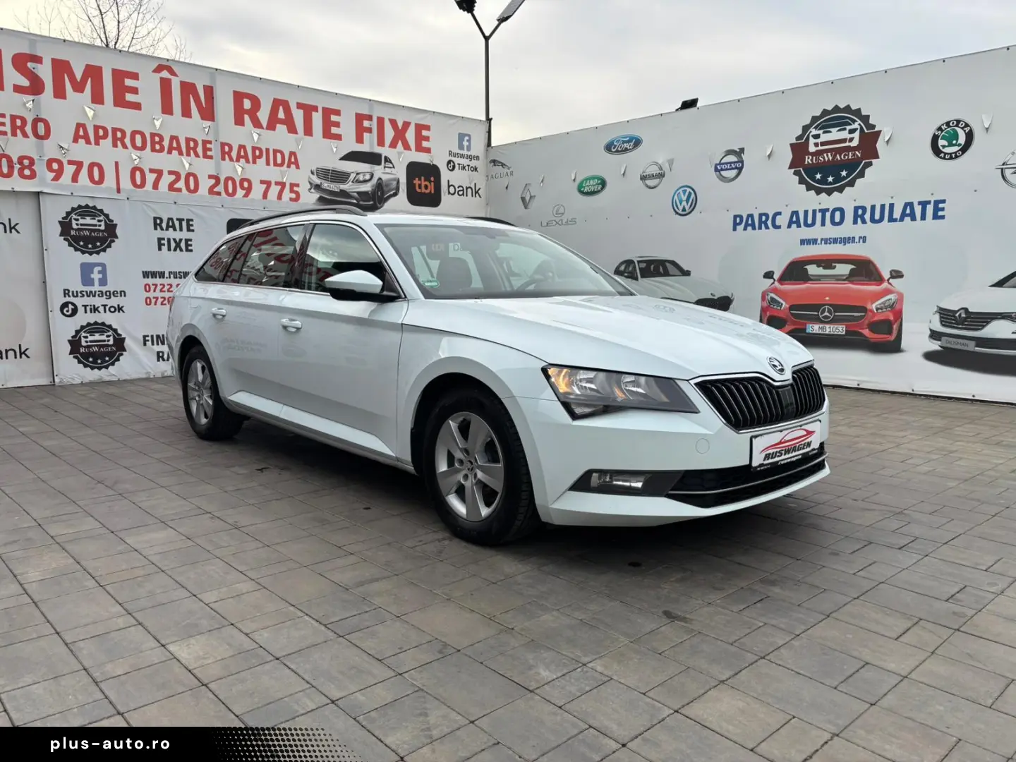 Skoda Superb 2017 11