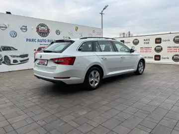 Skoda Superb 2017 11