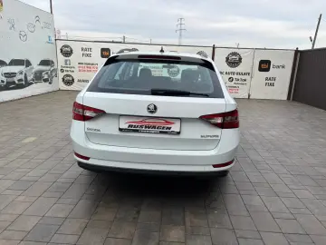 Skoda Superb 2017 11