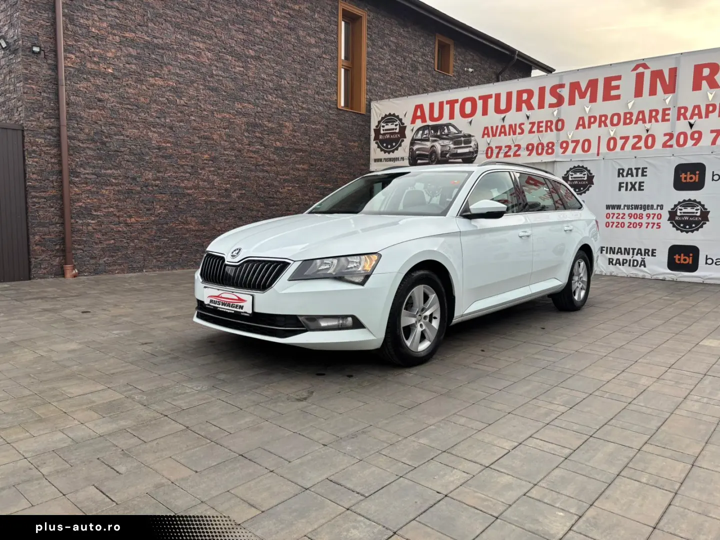 Skoda Superb 2017 11