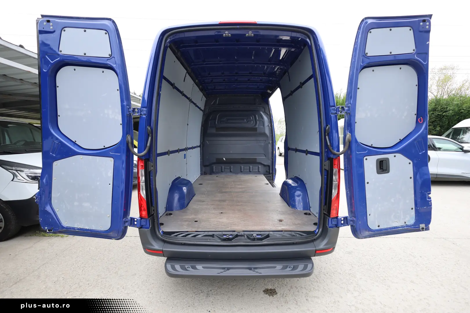 Mercedes-Benz Sprinter L2H2 2.2D 143CP