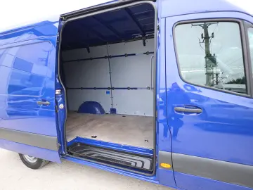 Mercedes-Benz Sprinter L2H2 2.2D 143CP