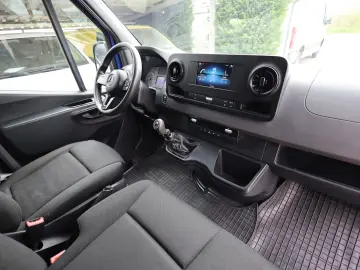 Mercedes-Benz Sprinter L2H2 2.2D 143CP