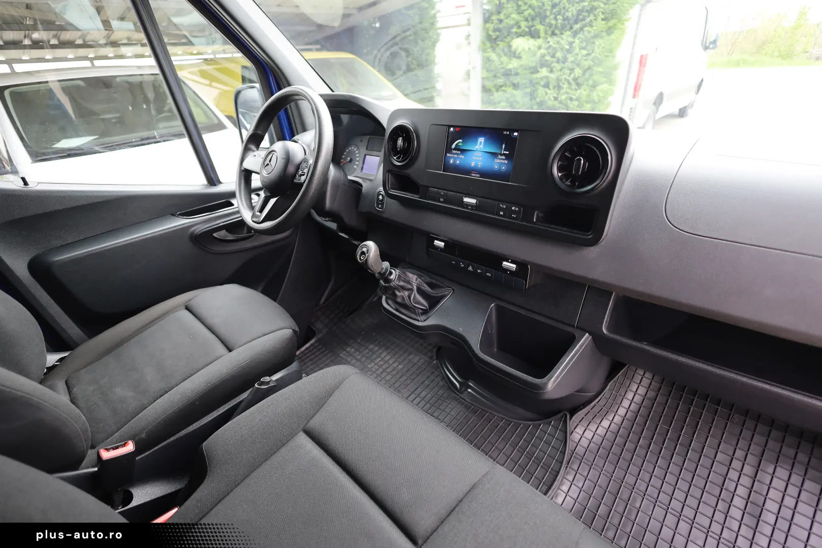 Mercedes-Benz Sprinter L2H2 2.2D 143CP