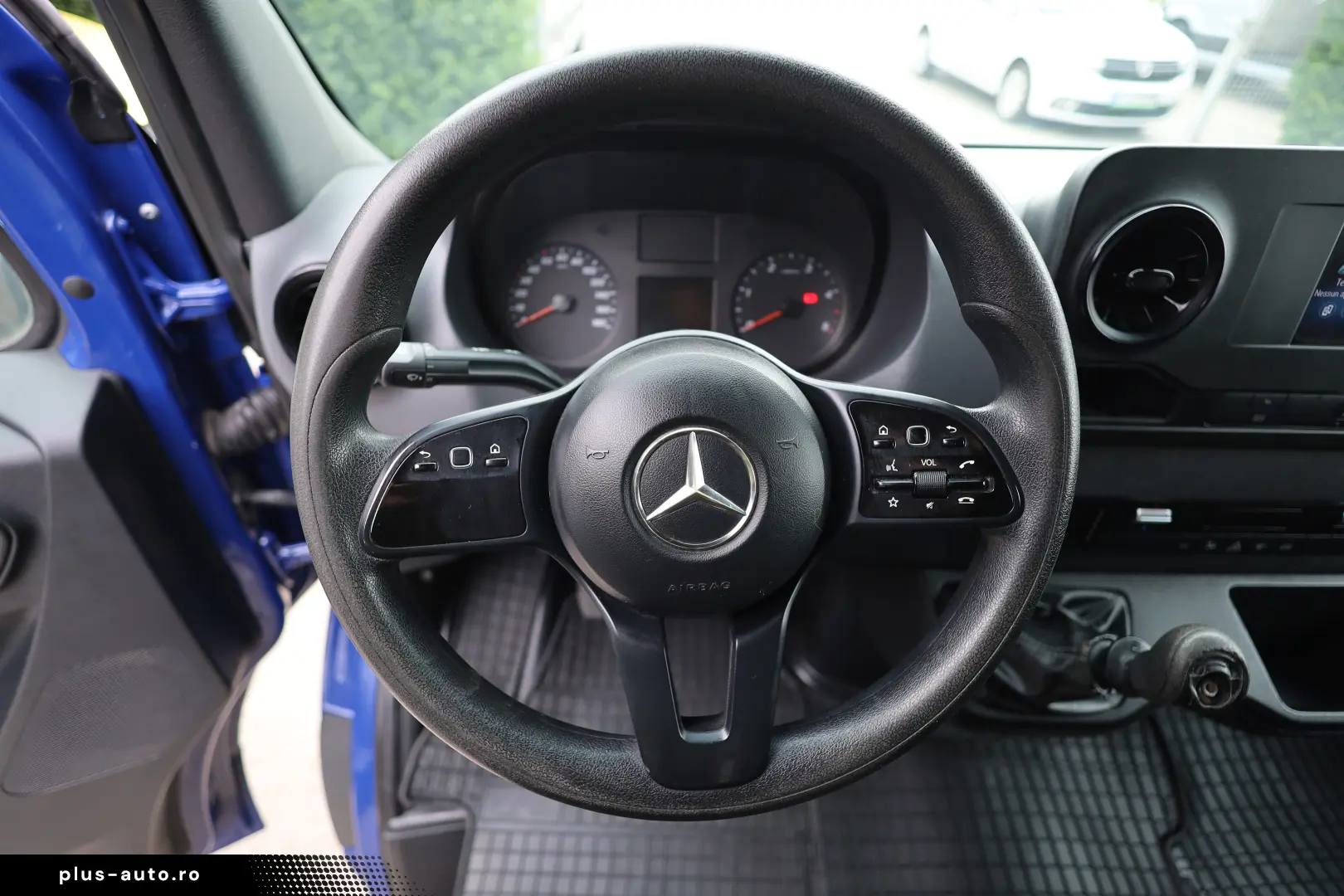 Mercedes-Benz Sprinter L2H2 2.2D 143CP