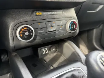 FORD FOCUS 1.0 ECOBOOST 125 CP