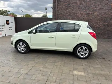 Opel Corsa 2013 1.4
