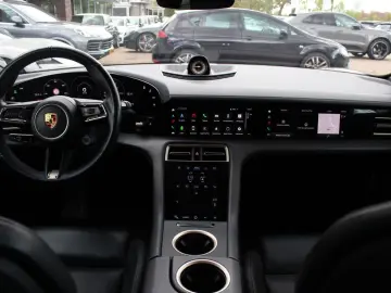 PORSCHE Taycan Cross Turismo 4 93 kWh   SoH 92 2%   Pano