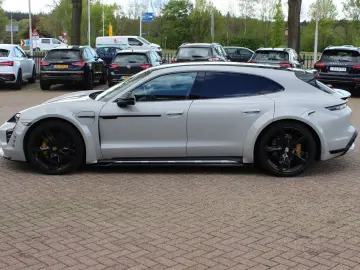 PORSCHE Taycan Cross Turismo 4 93 kWh   SoH 92 2%   Pano