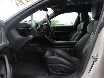 PORSCHE Taycan Cross Turismo 4 93 kWh   SoH 92 2%   Pano