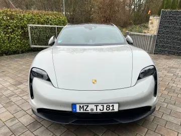 PORSCHE Sport Turismo Pano HUD Bose Luft Perf HAL 21