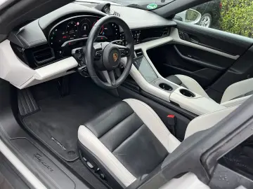 PORSCHE Sport Turismo Pano HUD Bose Luft Perf HAL 21