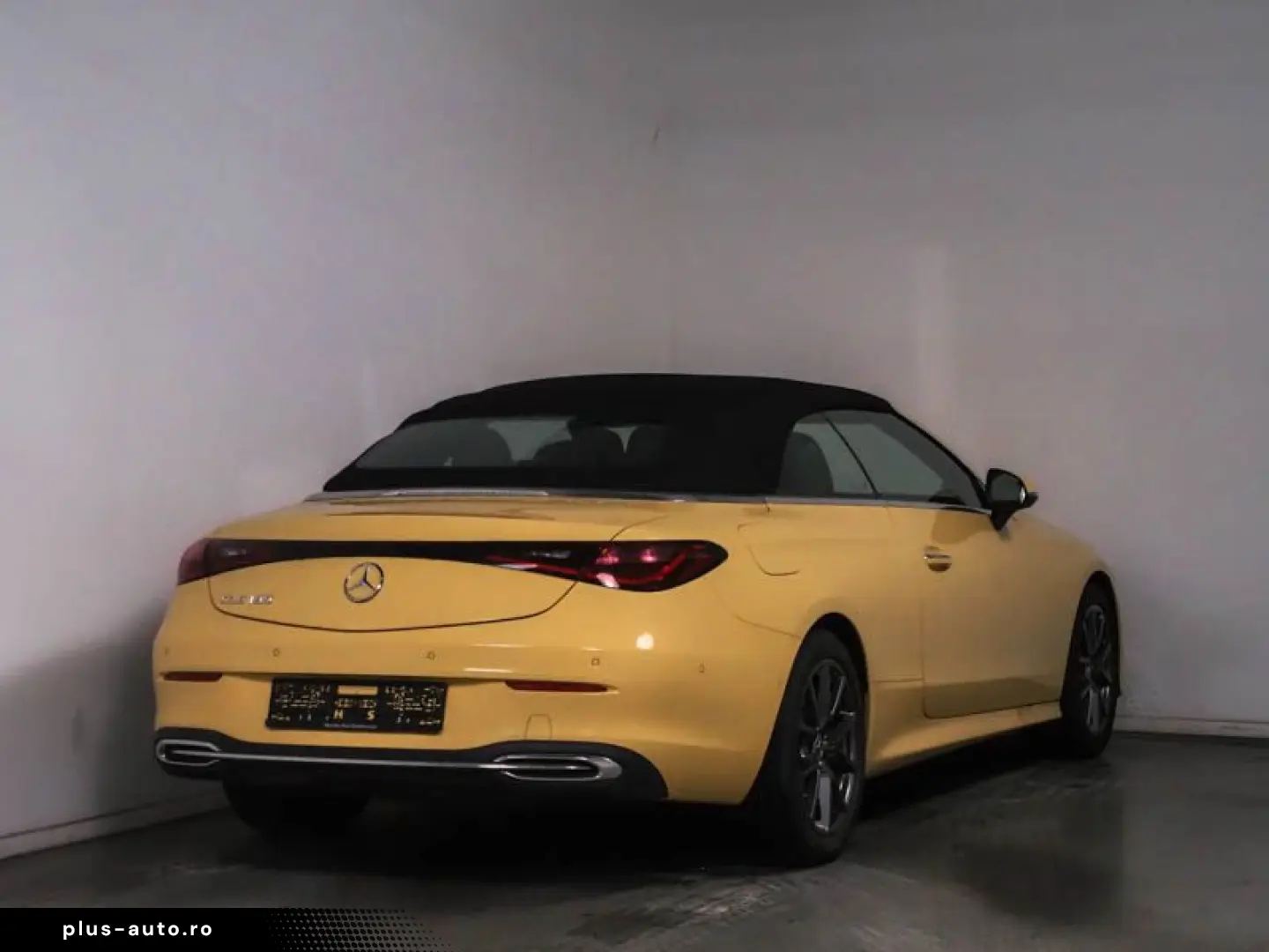 MERCEDES-BENZ CLE 180 Cabriolet LED RFK MEM. KEYL. AIRSC.