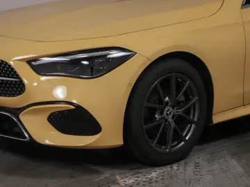 MERCEDES-BENZ CLE 180 Cabriolet LED RFK MEM. KEYL. AIRSC.