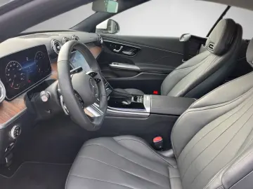 MERCEDES-BENZ CLE 200 Cabriolet AMG Leder Kamera Verdeck rot