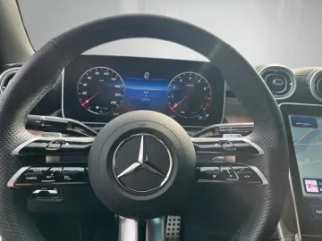 MERCEDES-BENZ CLE 200 Cabriolet AMG Leder Kamera Verdeck rot