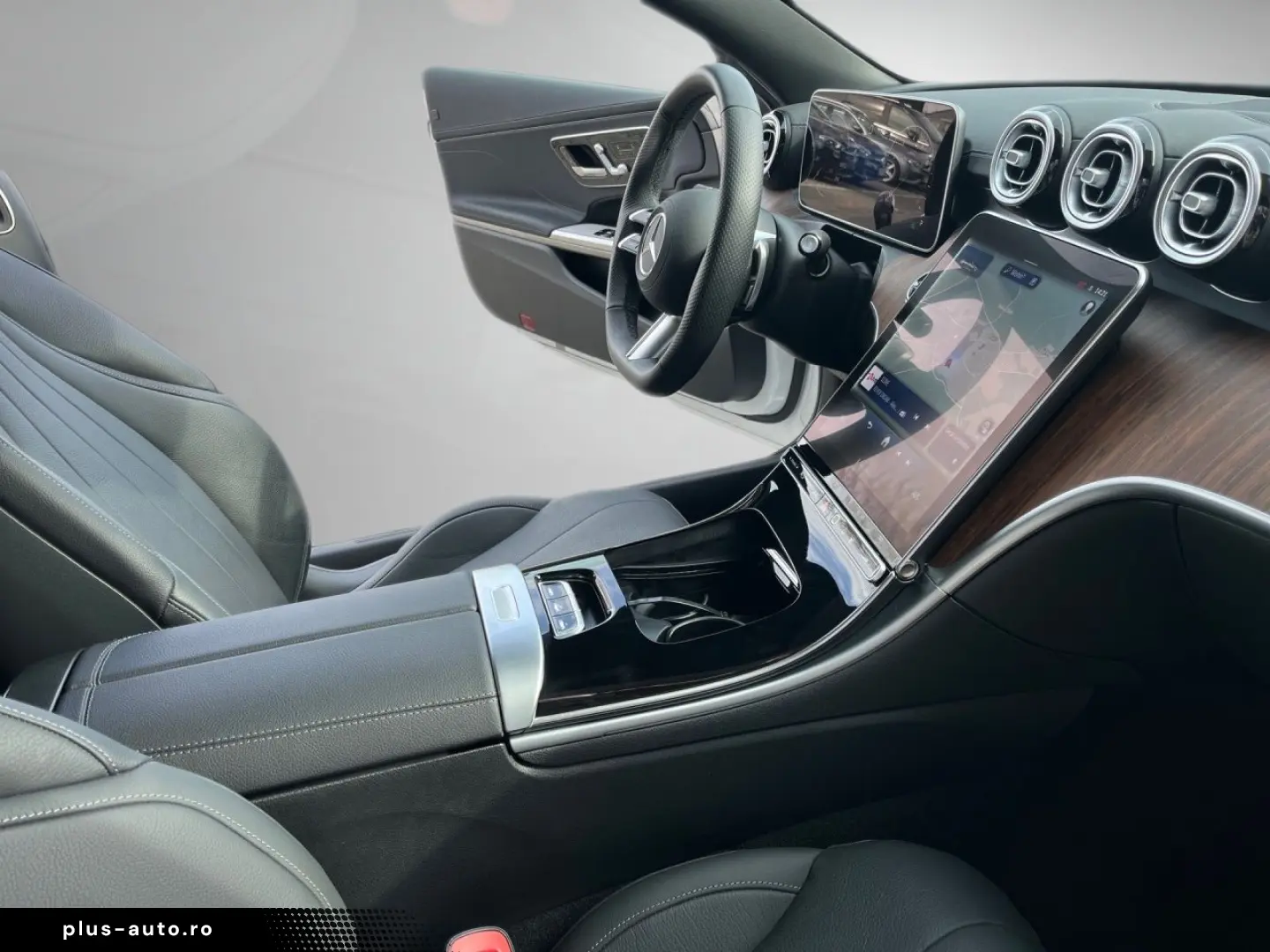 MERCEDES-BENZ CLE 200 Cabriolet AMG Leder Kamera Verdeck rot