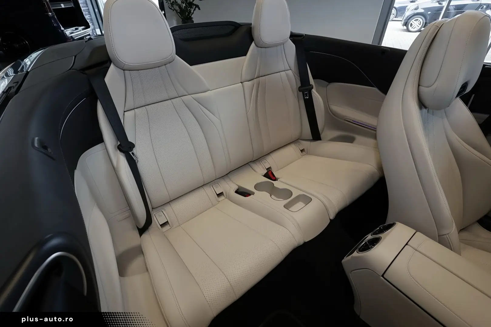 MERCEDES-BENZ CLE 180 Cabrio AMG 360  DISTRONIC LEDER BEIGE