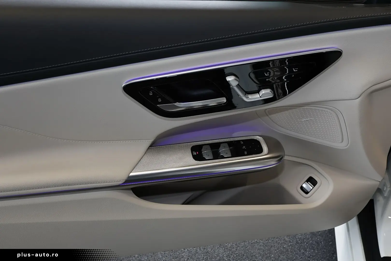 MERCEDES-BENZ CLE 180 Cabrio AMG 360  DISTRONIC LEDER BEIGE