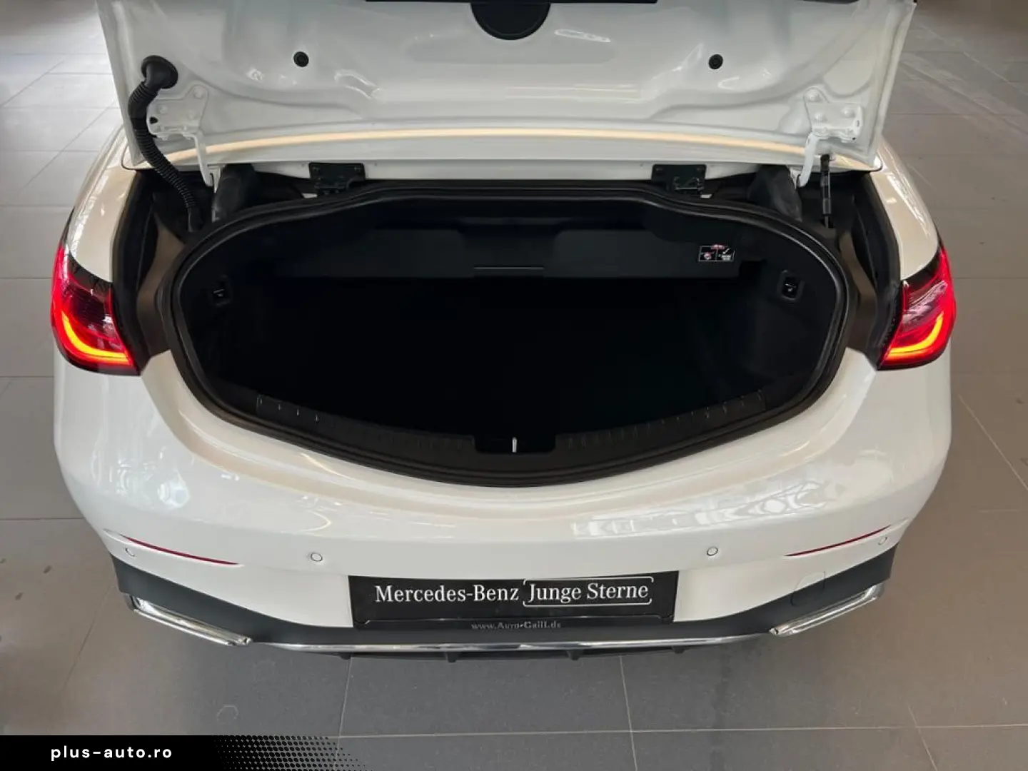 MERCEDES-BENZ CLE 450 4M Cabrio manufaktur Nappa Premium 360