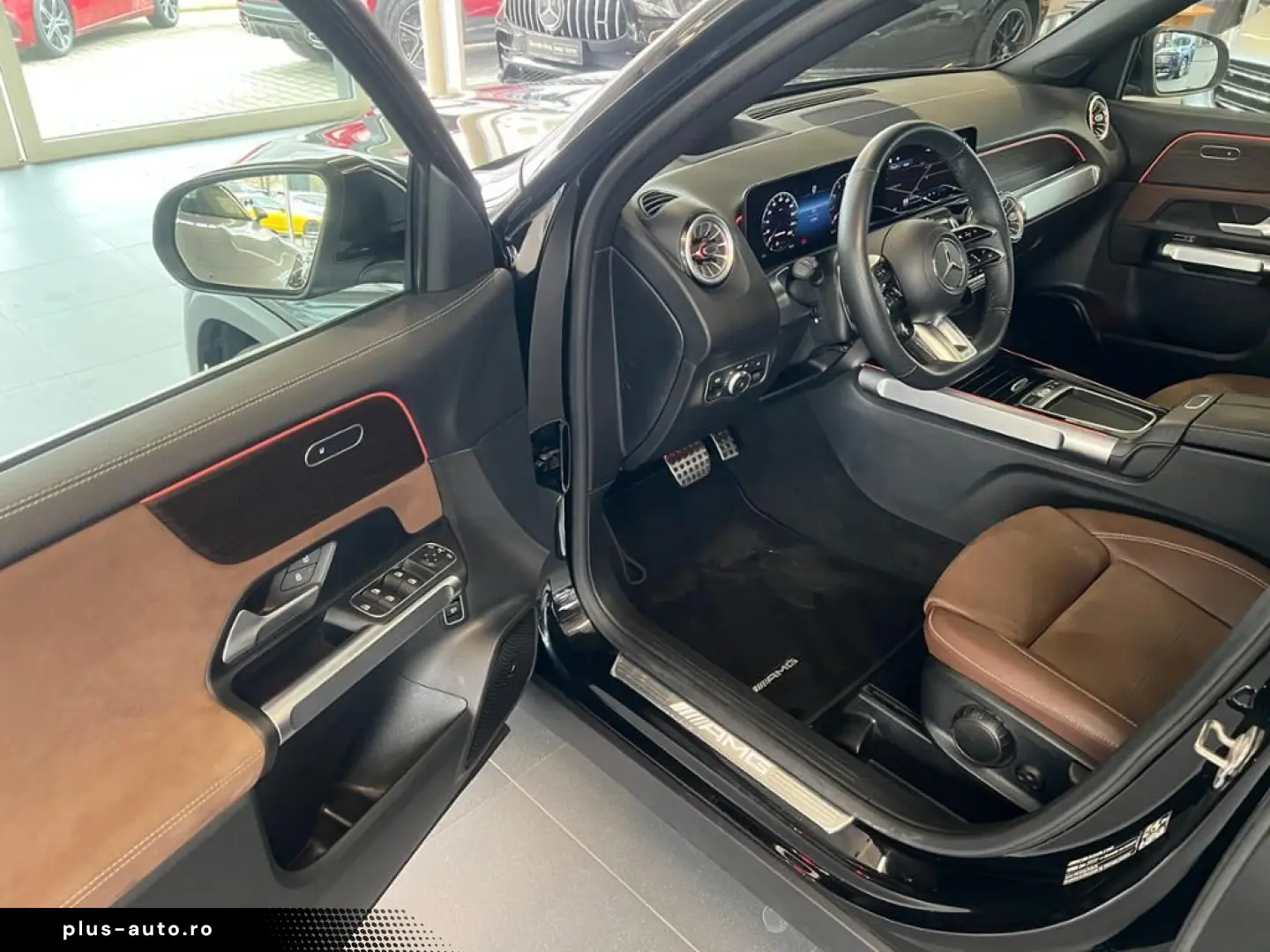 MERCEDES-BENZ GLB 35 AMG Premium RIDE HuD Pano Multib