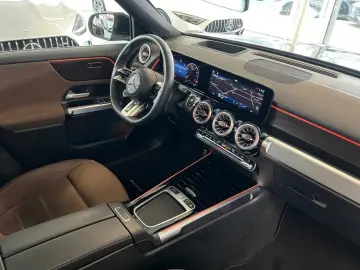 MERCEDES-BENZ GLB 35 AMG Premium RIDE HuD Pano Multib