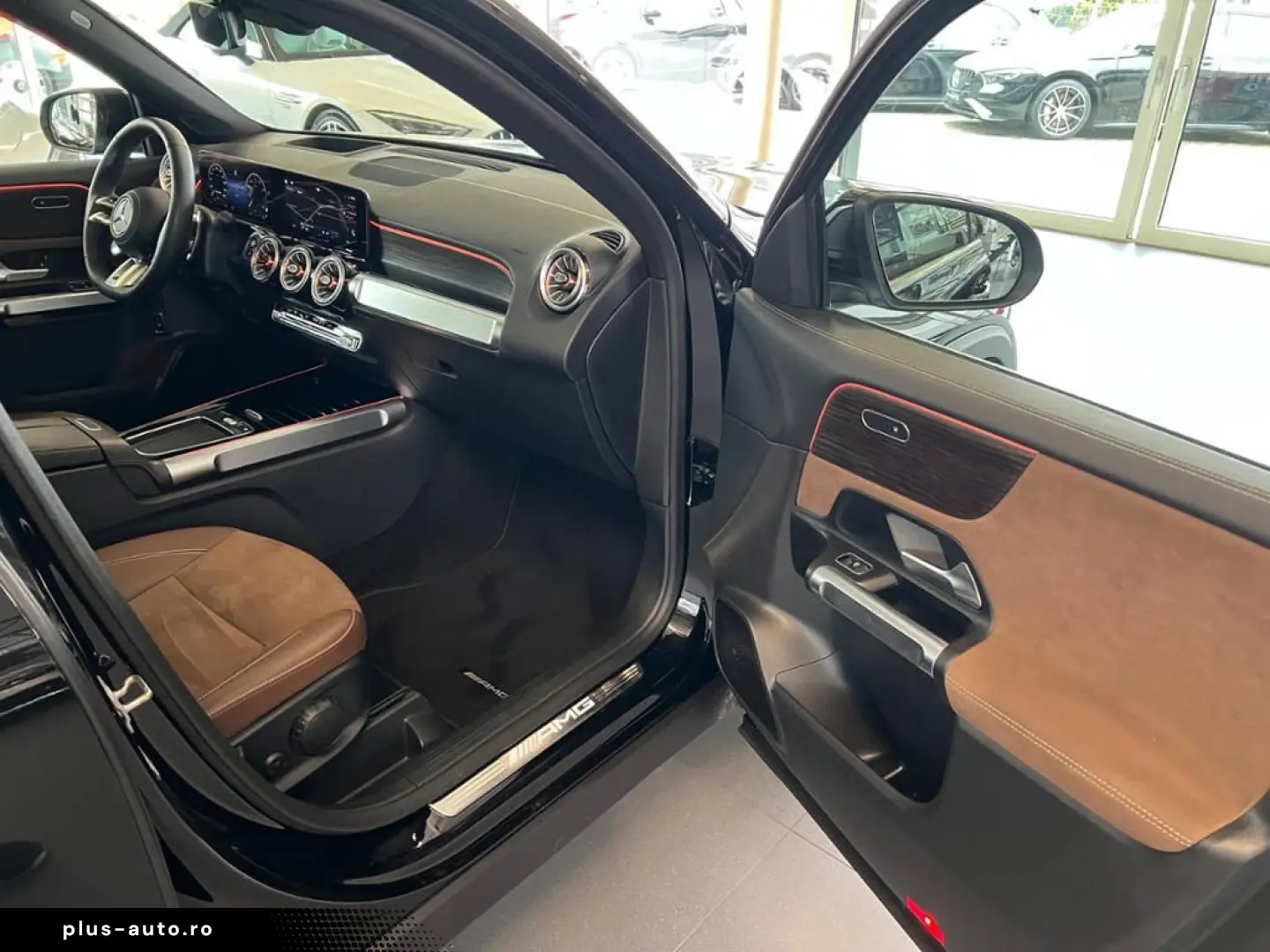 MERCEDES-BENZ GLB 35 AMG Premium RIDE HuD Pano Multib