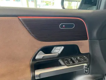 MERCEDES-BENZ GLB 35 AMG Premium RIDE HuD Pano Multib