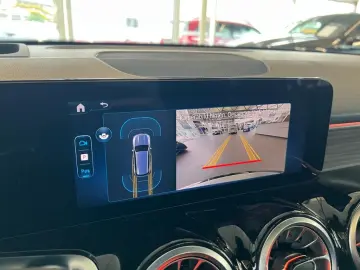 MERCEDES-BENZ GLB 35 AMG Premium RIDE HuD Pano Multib