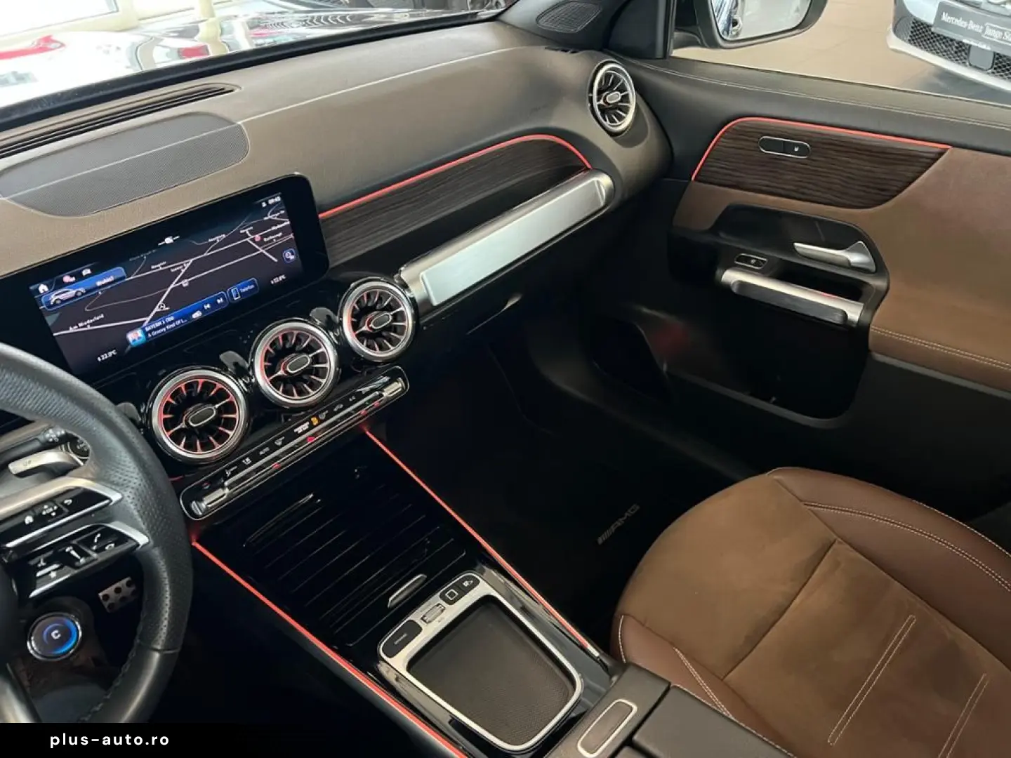 MERCEDES-BENZ GLB 35 AMG Premium RIDE HuD Pano Multib