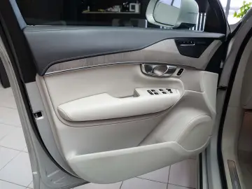 Volvo XC 90  T8 Recharge  LED  7 Locuri  AWD