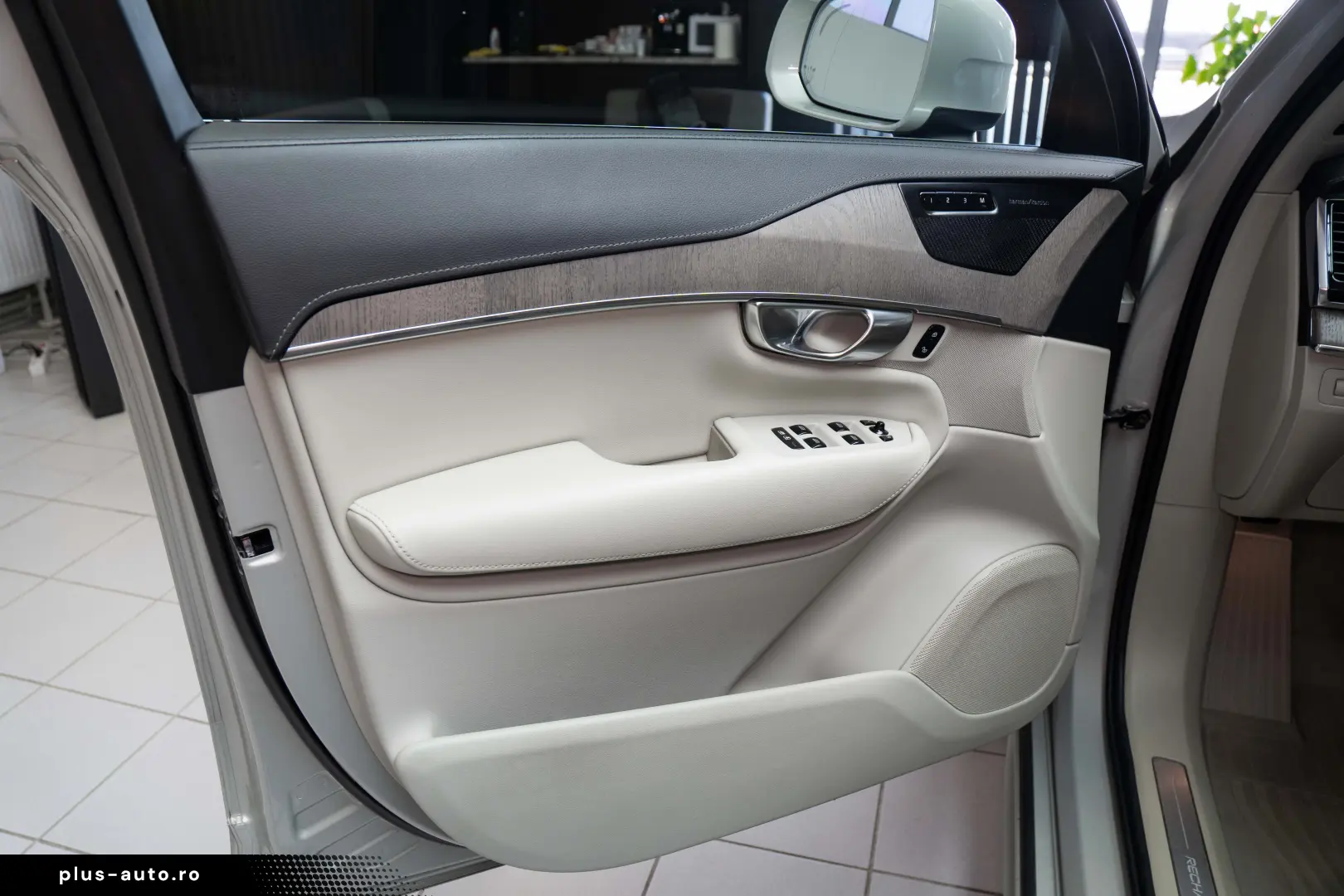 Volvo XC 90  T8 Recharge  LED  7 Locuri  AWD