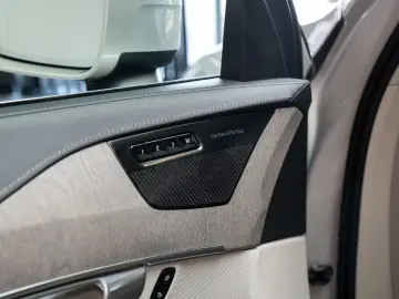 Volvo XC 90  T8 Recharge  LED  7 Locuri  AWD