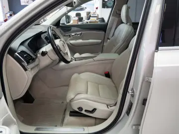 Volvo XC 90  T8 Recharge  LED  7 Locuri  AWD