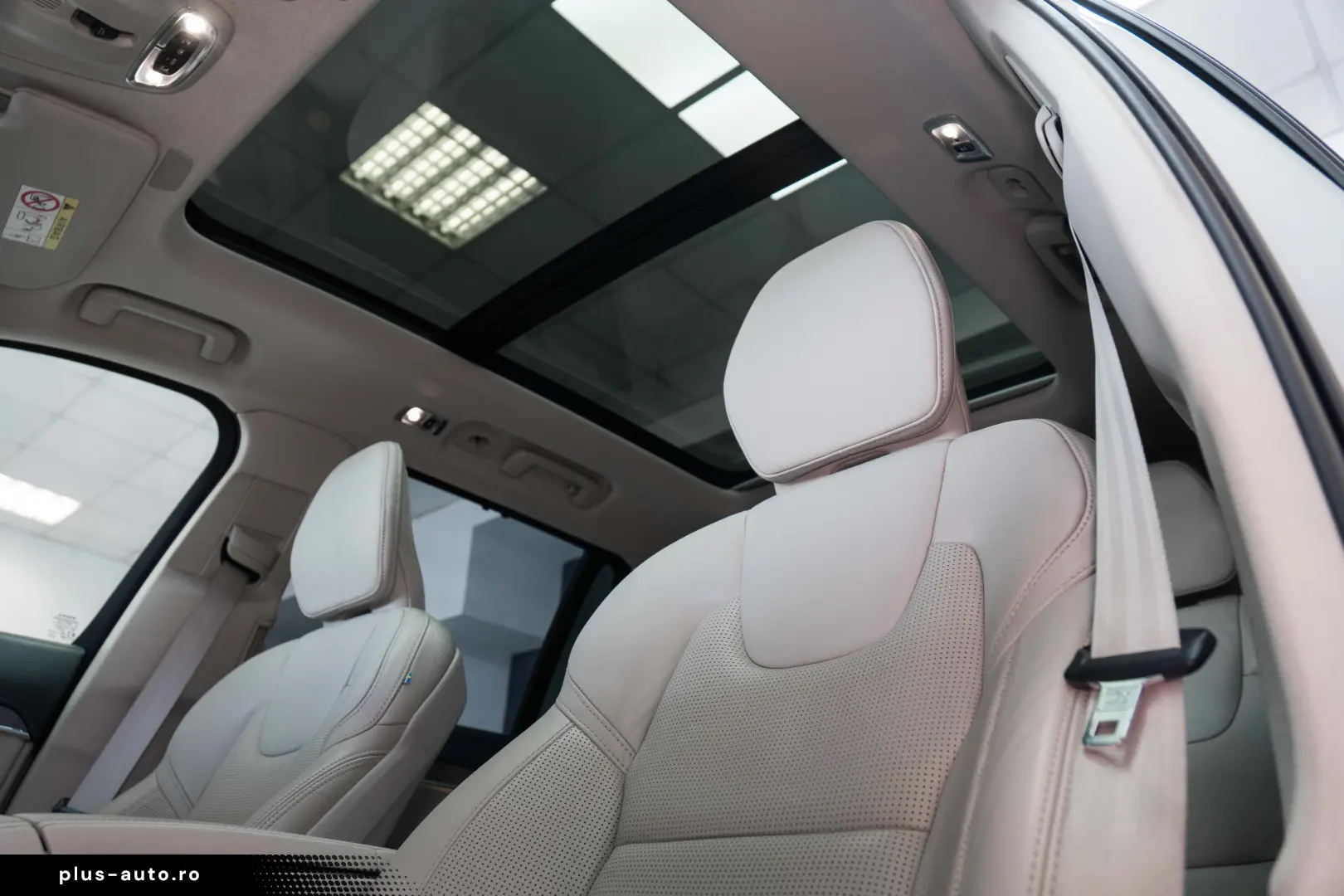 Volvo XC 90  T8 Recharge  LED  7 Locuri  AWD