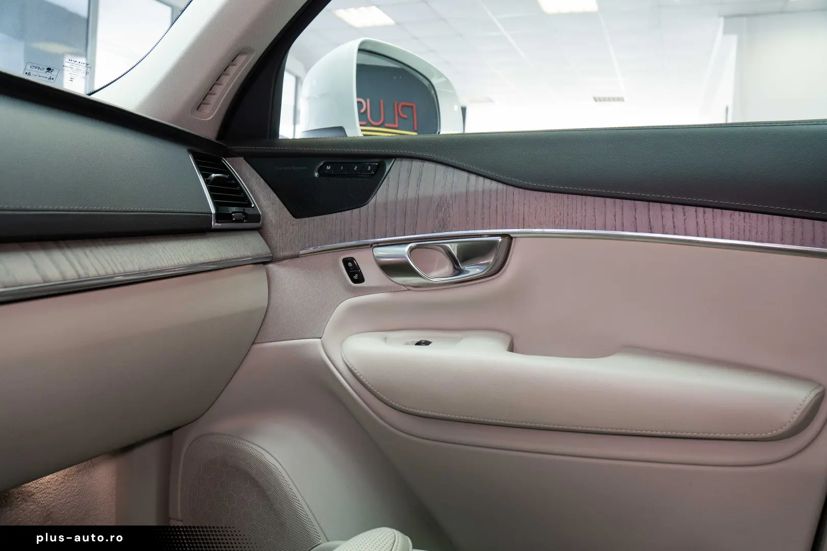 Volvo XC 90  T8 Recharge  LED  7 Locuri  AWD