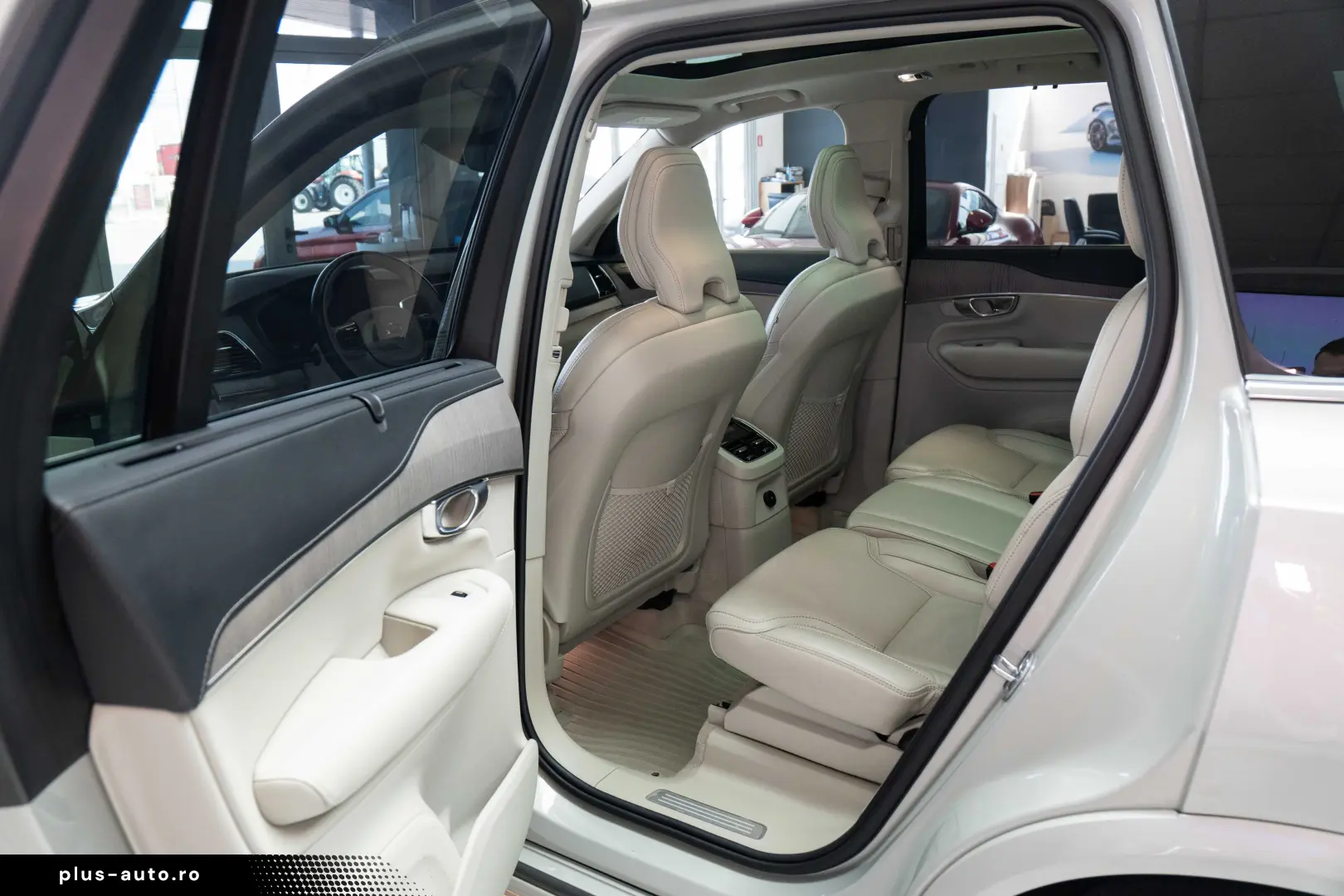 Volvo XC 90  T8 Recharge  LED  7 Locuri  AWD