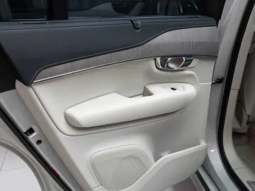 Volvo XC 90  T8 Recharge  LED  7 Locuri  AWD