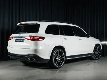 MERCEDES-BENZ GLS 450d 4Matic ACC HUD Pneumo Pano 7 Sitze