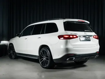 MERCEDES-BENZ GLS 450d 4Matic ACC HUD Pneumo Pano 7 Sitze