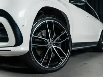 MERCEDES-BENZ GLS 450d 4Matic ACC HUD Pneumo Pano 7 Sitze