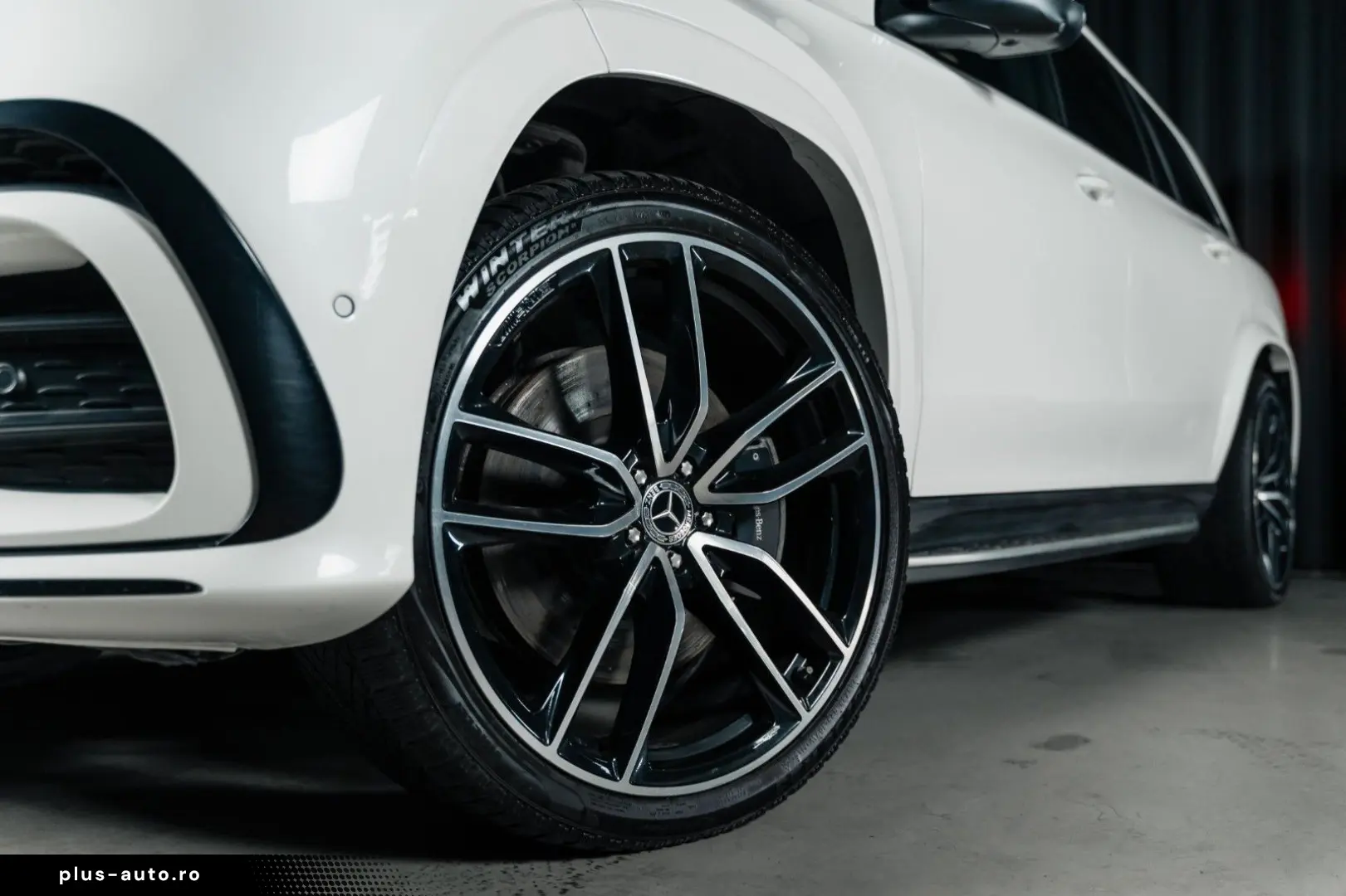 MERCEDES-BENZ GLS 450d 4Matic ACC HUD Pneumo Pano 7 Sitze