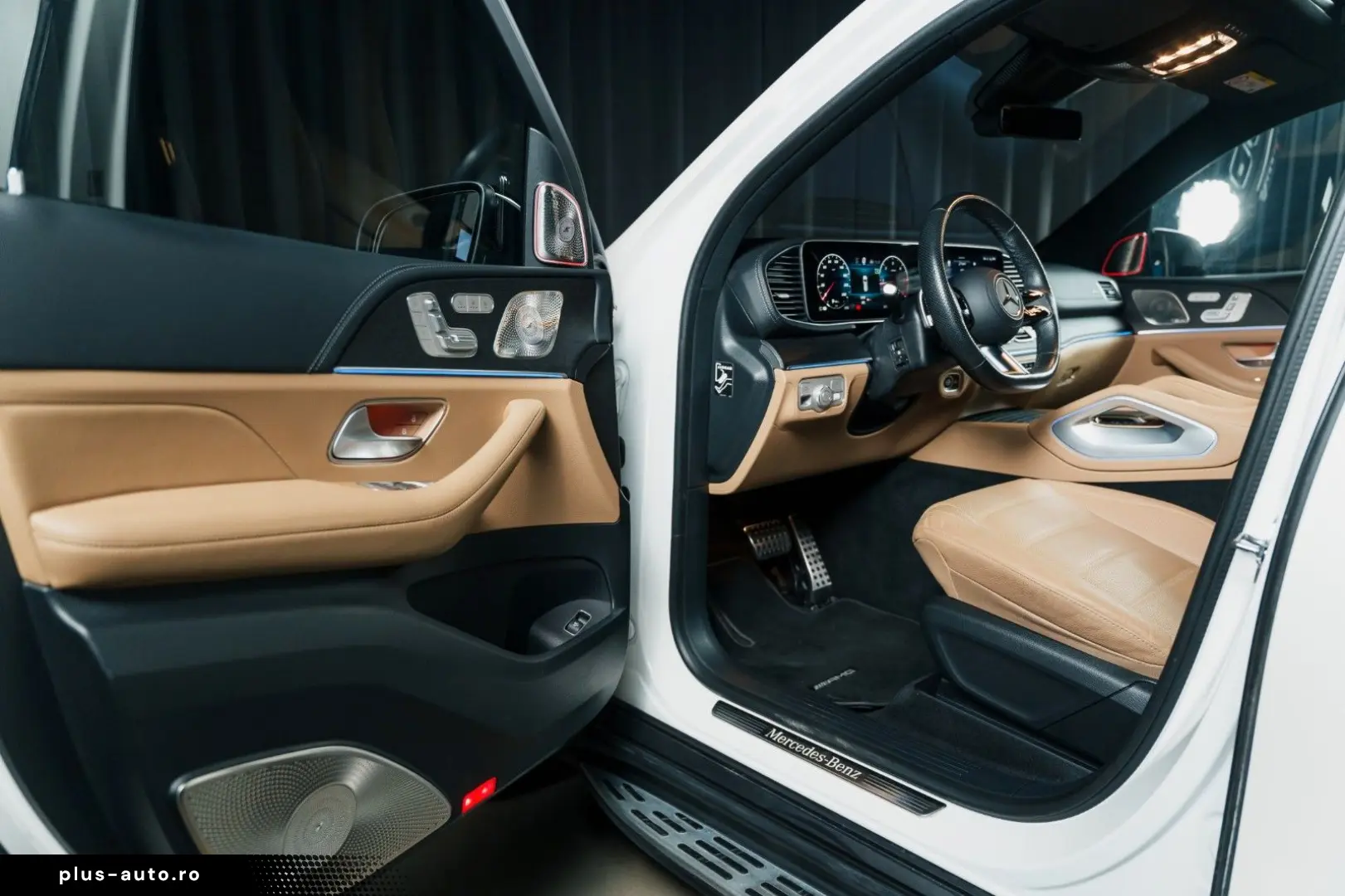 MERCEDES-BENZ GLS 450d 4Matic ACC HUD Pneumo Pano 7 Sitze