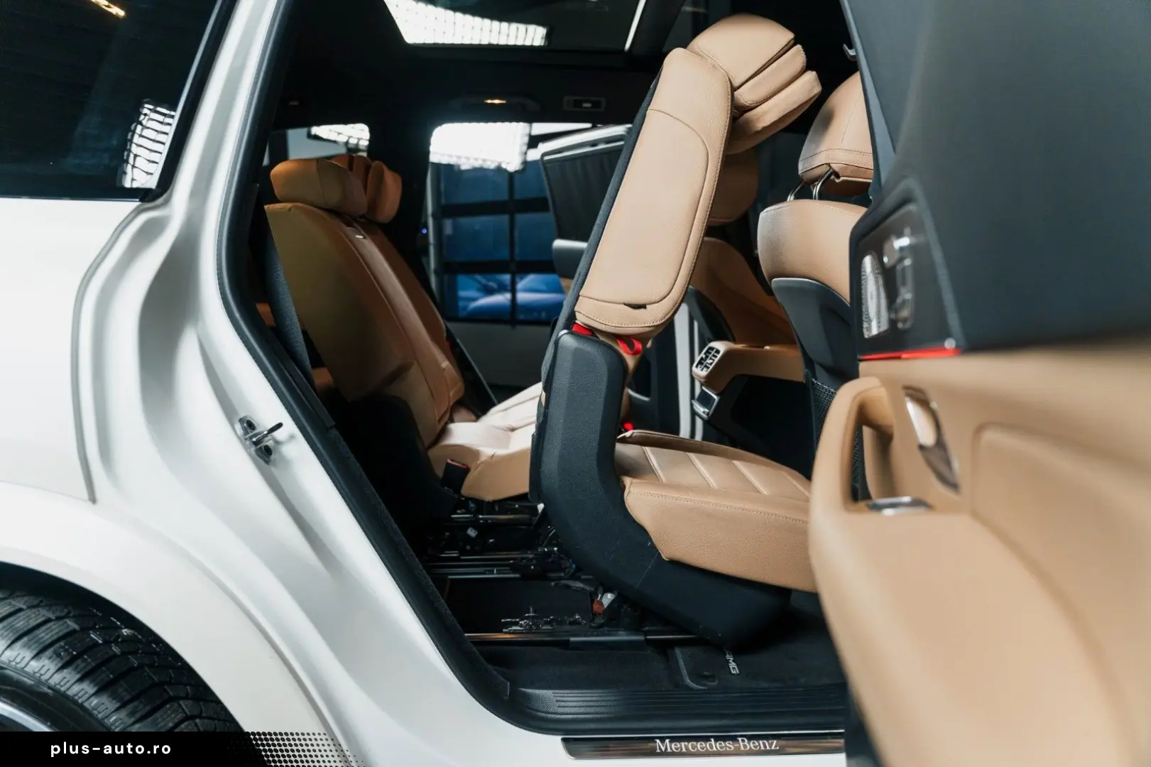 MERCEDES-BENZ GLS 450d 4Matic ACC HUD Pneumo Pano 7 Sitze