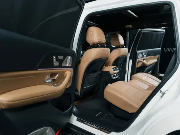 MERCEDES-BENZ GLS 450d 4Matic ACC HUD Pneumo Pano 7 Sitze